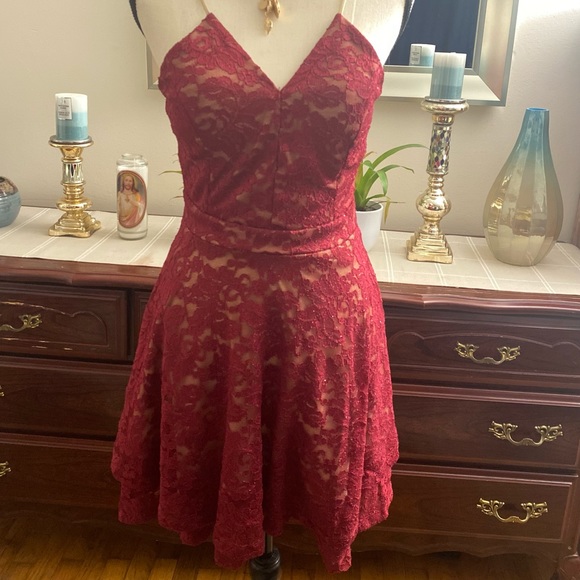 💕❤️NWOT Sexy Le chateau Lace Red dress💕☀️ - Picture 8 of 8